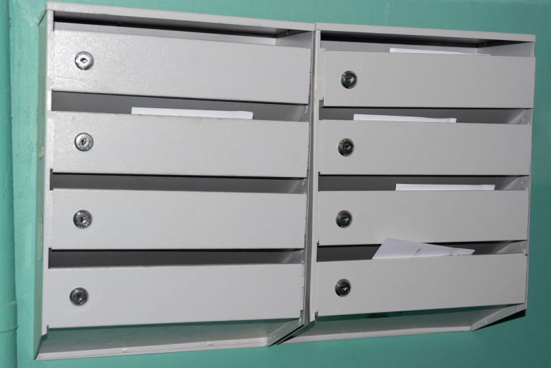 Wall Mailbox Mounting