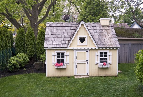Playhouse Assembly in Hayden