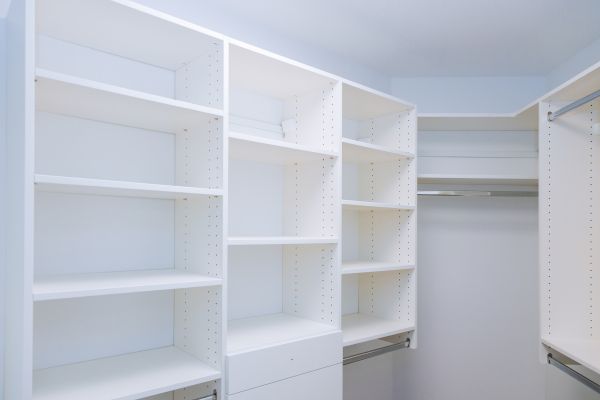 Shelf Mounting in Hayden